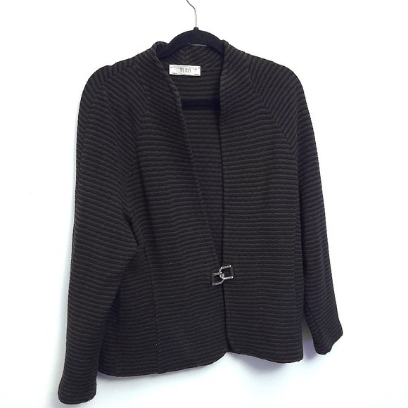 Brown Textured Women's Blazer - Picture 2 of 14